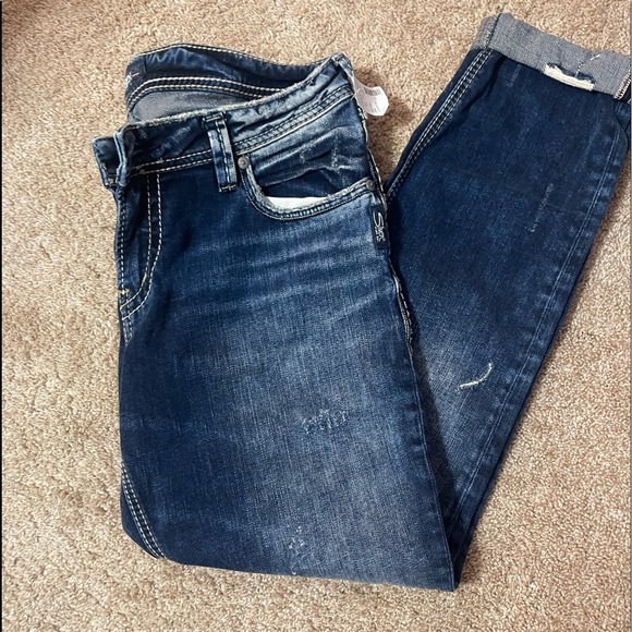 Silver Capris - Picture 2 of 3